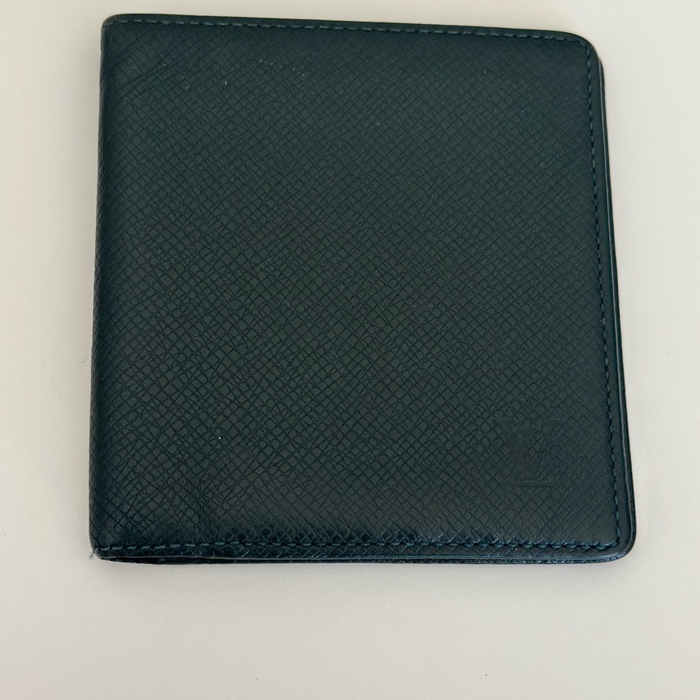 Louis Vuitton Dark green Leather Wallet